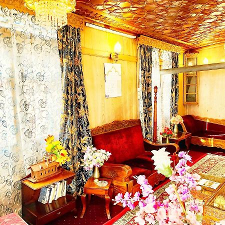 Bed and Breakfast Lake Victoria Houseboats Srīnagar Zewnętrze zdjęcie